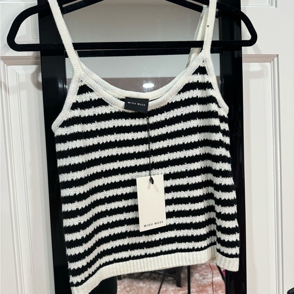 Knit tank top size large - Picture 1 of 7